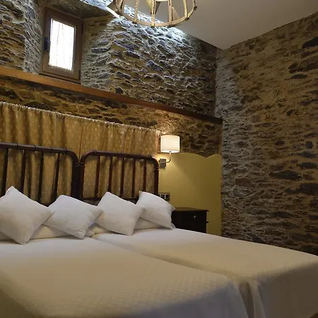 Molino A Maquia De Medin * O Pino